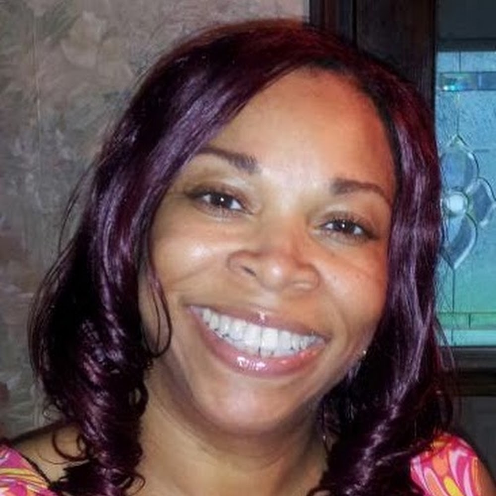 Meet your Posher, Rae